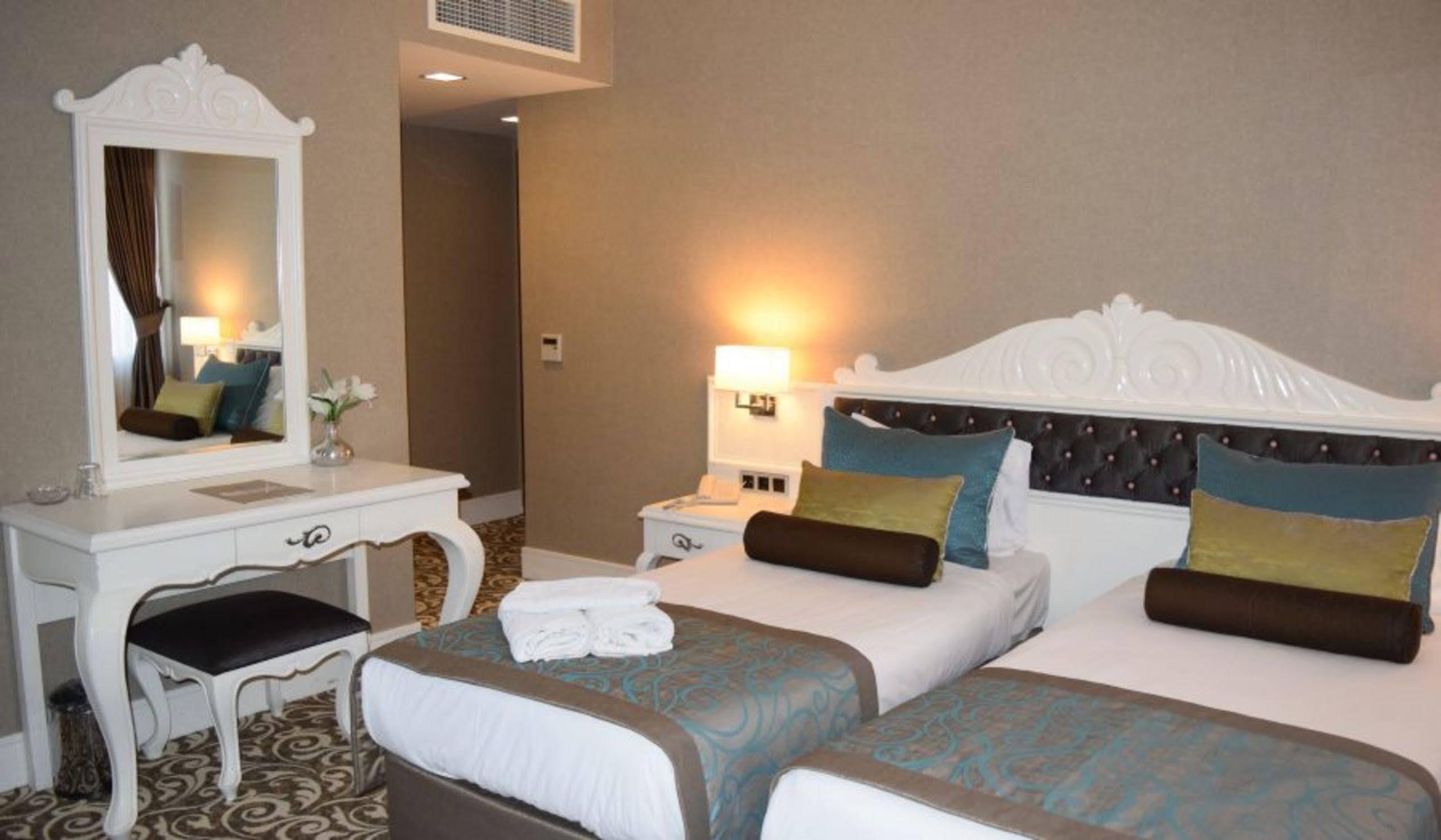 Taksim Line Hotel Istanbul Exterior photo