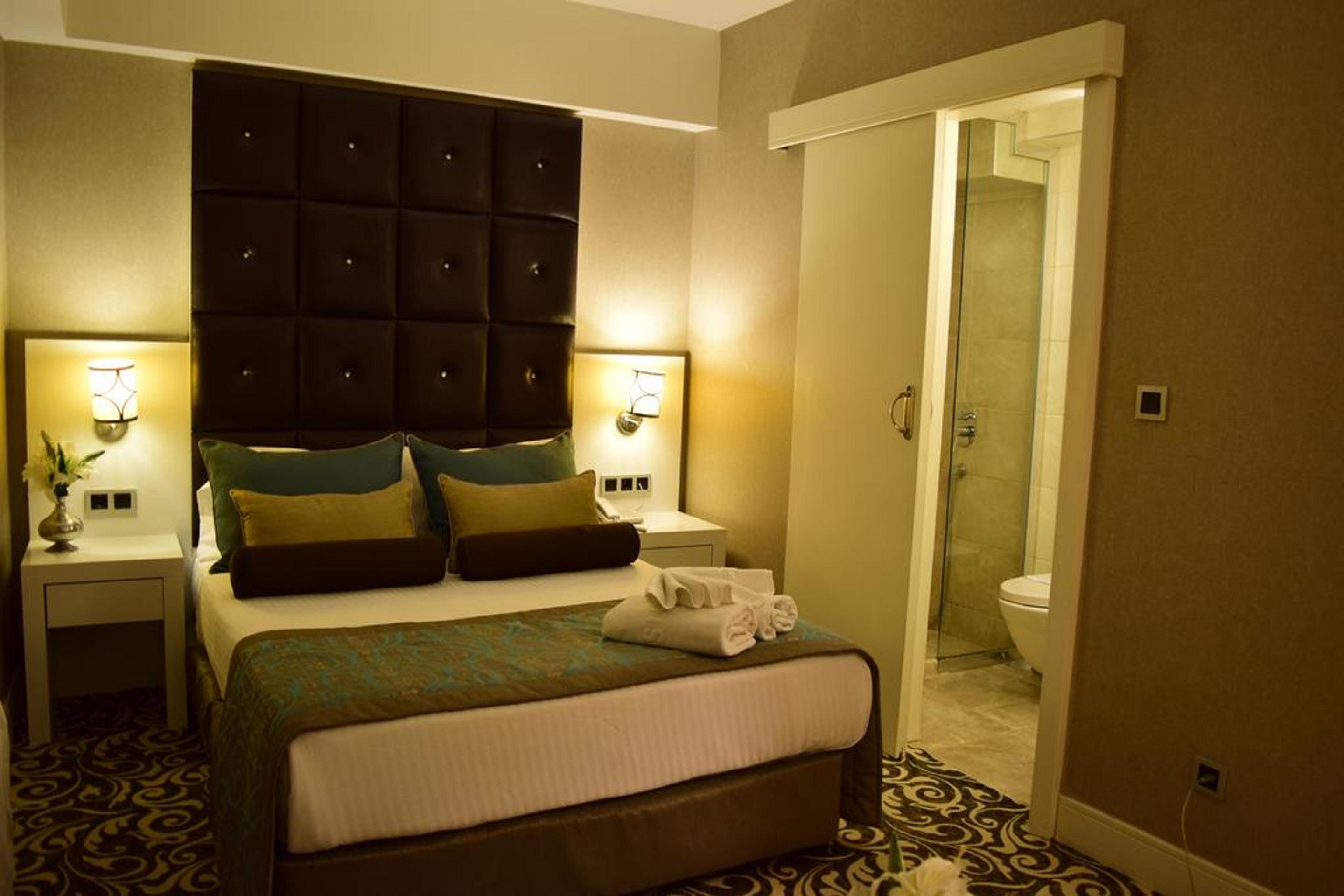 Taksim Line Hotel Istanbul Exterior photo