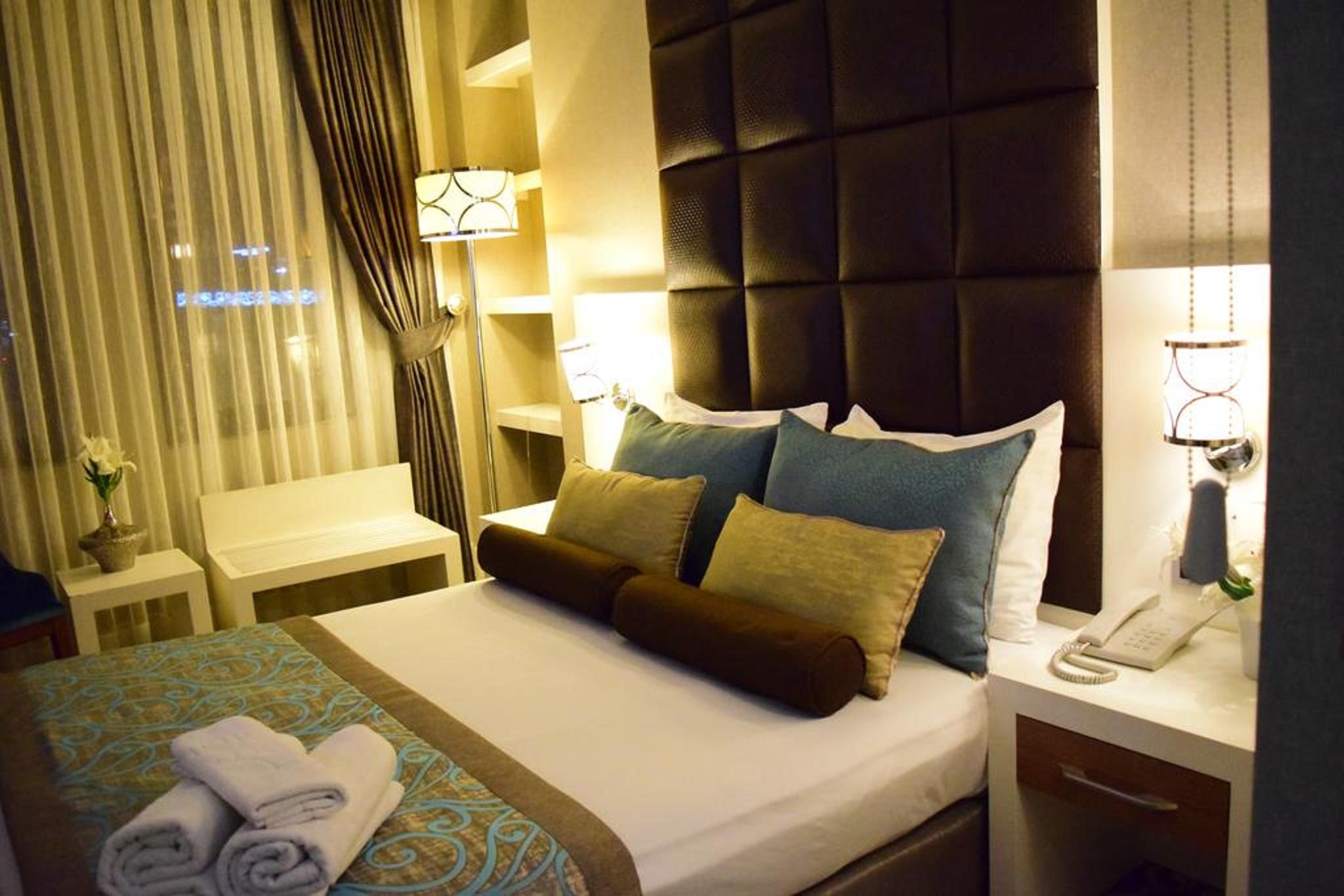 Taksim Line Hotel Istanbul Exterior photo