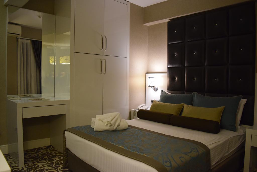 Taksim Line Hotel Istanbul Exterior photo